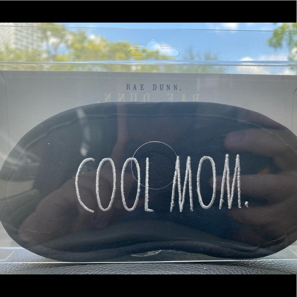 Rae Dunn Accessories - 🏃‍♂️Rae Dunn Sleep Mask🏃‍♂️